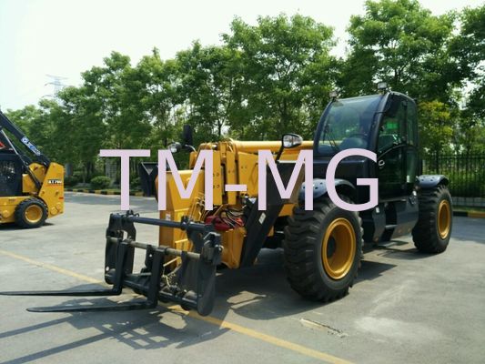 品質  3 Ton 4 Ton Small Extenda Boom Forklift / XC6-3507 Compact Telehandler Machine 工場