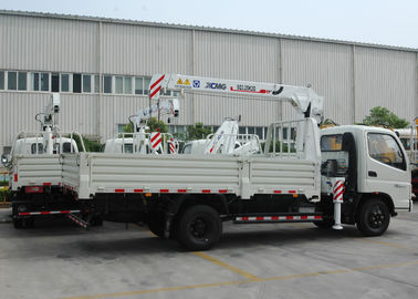 Durable 3.2 Ton Lifting Telescoping Boom Truck Mounted Crane , 6.72 T.M