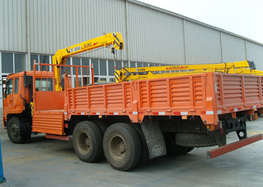 Durable 3.2 Ton Lifting Telescoping Boom Truck Mounted Crane , 6.72 T.M